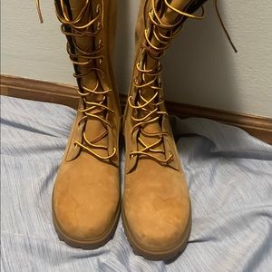 Tall Timberland womens boot size 8 (water stains shown at toe)